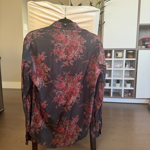 MCQ by Alexander McQueen black and red floral shirt Size XS - Picture 6 of 6